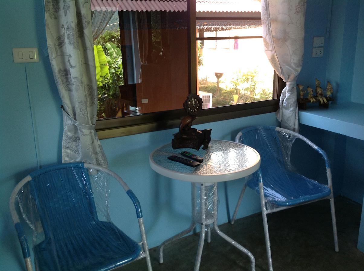 Hotel Baan Plubpla Wilai Ban Pu Khai Pokoj fotografie